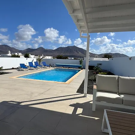 Lovely Danielle 别墅