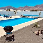 Lovely Danielle Villa Playa Blanca